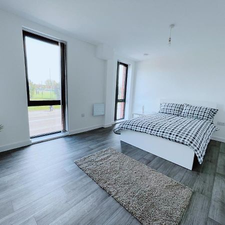 Modern House Hotel Manchester Exterior photo
